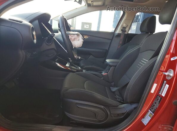 3KPF34ADXKE039716 2019 KIA FORTE Red Vista interior delantera