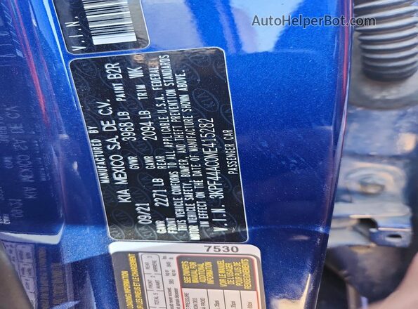 3KPF44AC0ME415282 2021 KIA FORTE Blue Vista del compartimento del motor