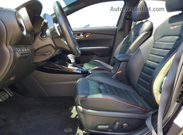 3KPF44AC3ME370130 2021 KIA FORTE Black Front interior view