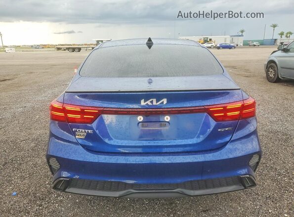 3KPF54AD2RE780818 2024 KIA FORTE Blue Widok z tyłu