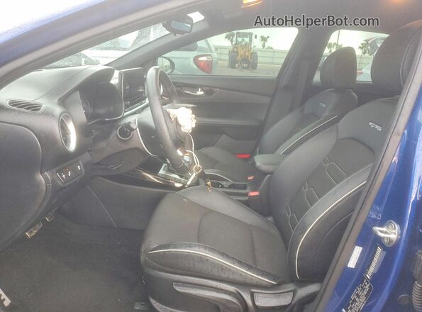 3KPF54AD2RE780818 2024 KIA FORTE Blue Widok wnętrza z przodu