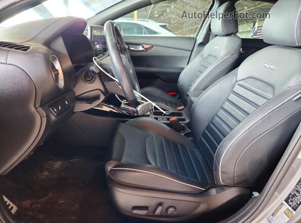 3KPF54AD3NE507719 2022 KIA FORTE Gray წინა სალონის ხედი
