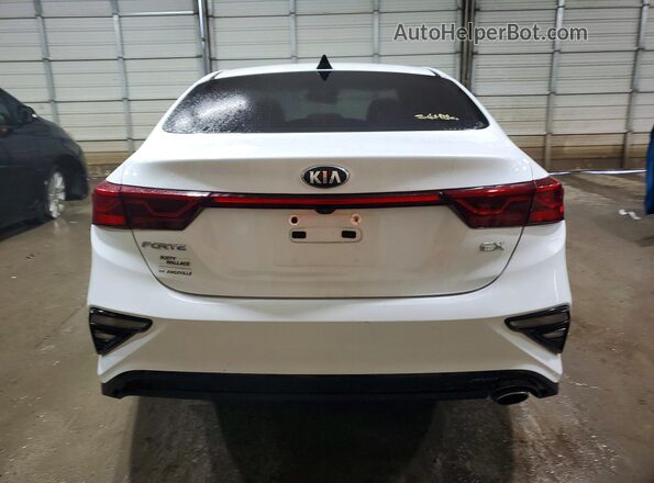 3KPF54AD4KE028527 2019 KIA FORTE White უკანა ხედი