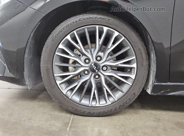 3KPF54AD9PE660947 2023 KIA FORTE Black 
