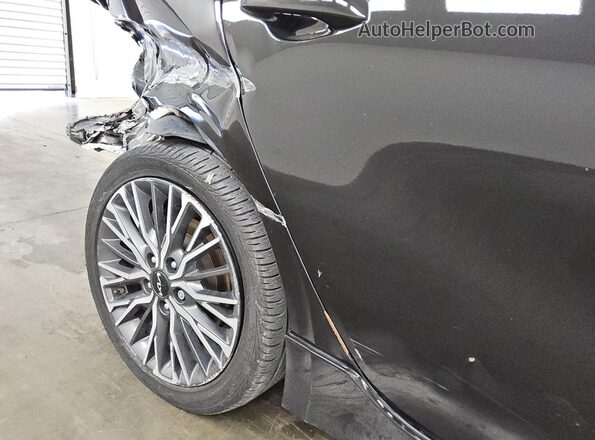 3KPF54AD9PE660947 2023 KIA FORTE Black 