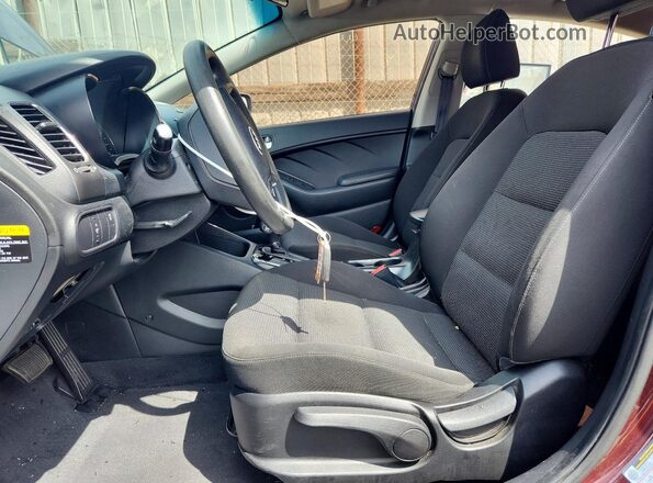 3KPFK4A70HE006441 2017 KIA FORTE Burgundy წინა პანელის ხედი