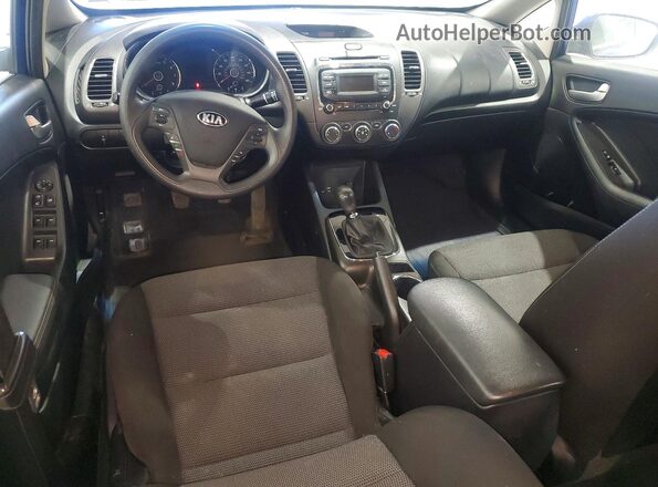 3KPFK4A70HE047734 2017 KIA FORTE Blue Առջևի վահանակի տեսք