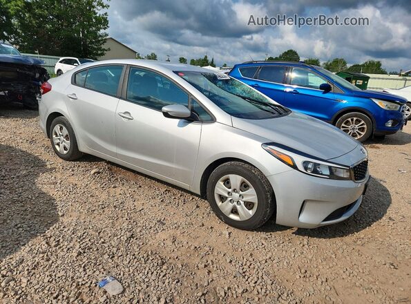 3KPFK4A70HE097517 2017 KIA FORTE Silver Delantero derecho