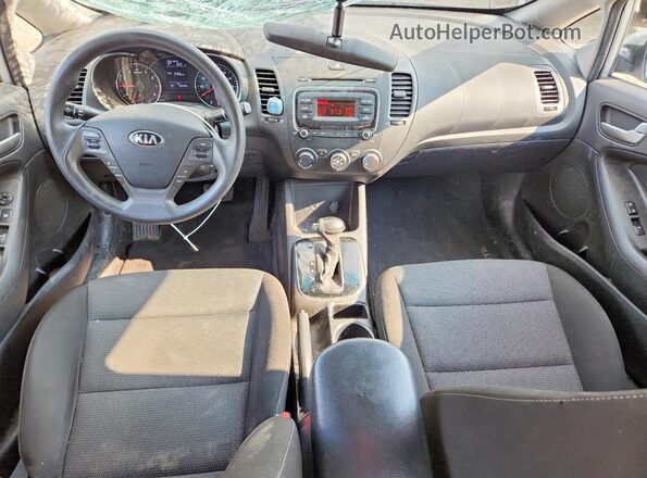 3KPFK4A70HE097517 2017 KIA FORTE Silver Vista del salpicadero