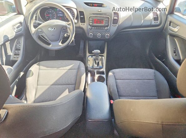 3KPFK4A71JE204290 2018 KIA FORTE Black Dashboard view