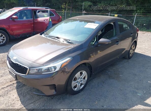 3KPFK4A72JE214262 2018 KIA FORTE Brown Front left