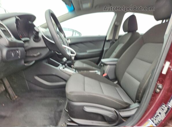 3KPFK4A75HE031867 2017 KIA FORTE Фиолетовый Вид салона спереди