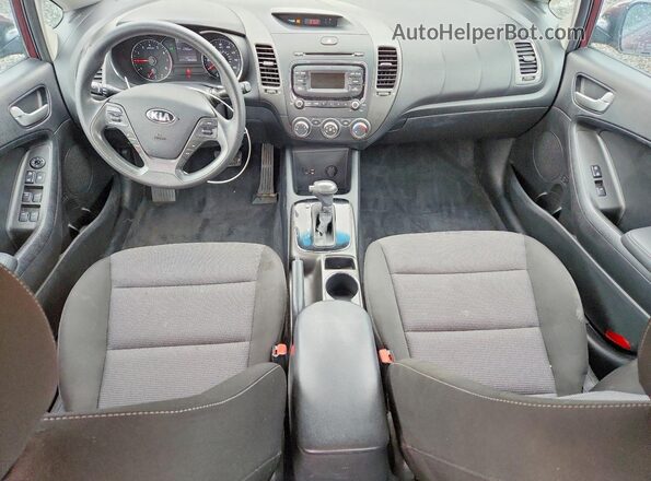 3KPFK4A75HE031867 2017 KIA FORTE Фиолетовый Вид панели приборов