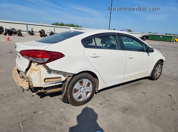 3KPFK4A75HE157775 2017 KIA FORTE White Rear right