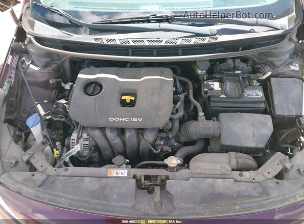 3KPFK4A75JE199529 2018 KIA FORTE Maroon Вид ззаду