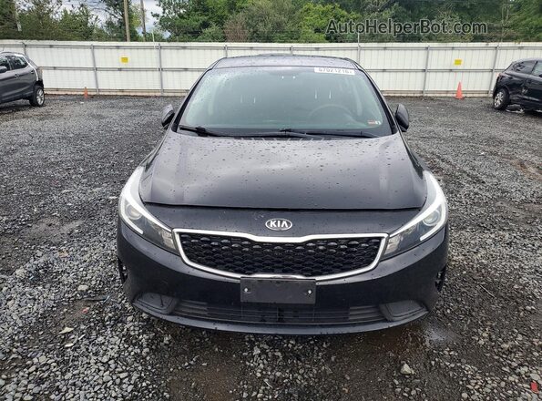 3KPFK4A76HE063372 2017 KIA FORTE Black Widok z przodu