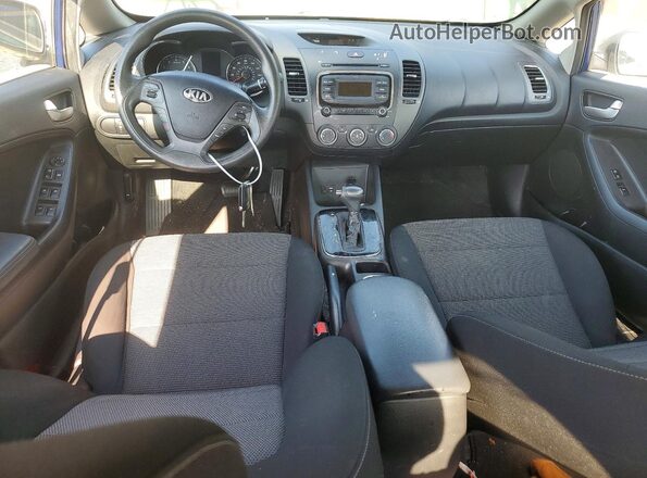 3KPFK4A76HE156568 2017 KIA FORTE Blue Առջևի վահանակի տեսք