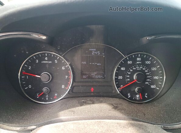 3KPFK4A78JE250876 2018 KIA FORTE Red Widok zestawu wskaźników