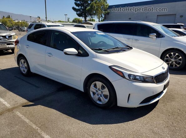 3KPFK4A7XHE121032 2017 KIA FORTE White Передня права чверть