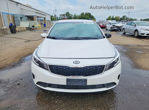 3KPFL4A75HE018680 2017 KIA FORTE White Դիմացի տեսք