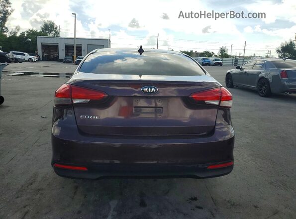 3KPFL4A75HE131898 2017 KIA FORTE Maroon უკანა ხედი