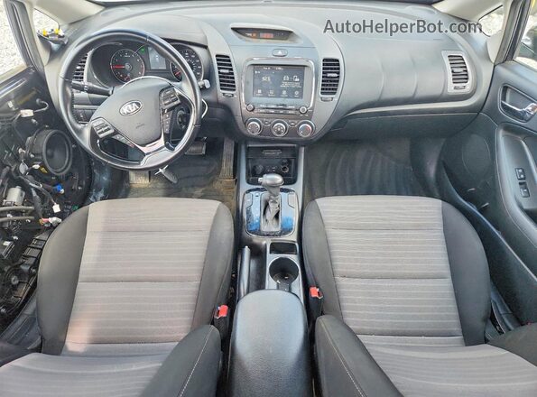 3KPFL4A7XJE246714 2018 KIA FORTE Black წინა პანელის ხედი