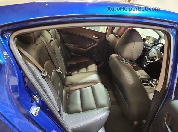3KPFN4A85JE240127 2018 KIA FORTE Blue Rear seats view