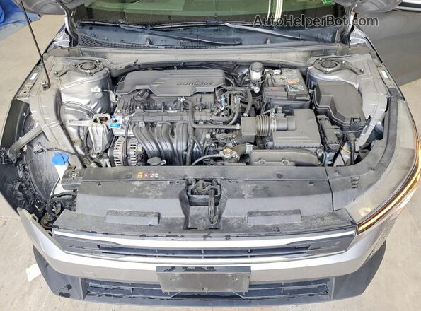 3KPFT4DE0SE103217 2025 KIA K4 Серый Вид задней части салона