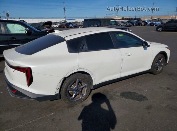 3KPFT4DE2SE091670 2025 KIA K4 White უკანა მარჯვენა