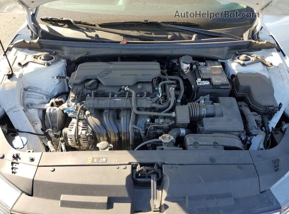 3KPFT4DE2SE091670 2025 KIA K4 White უკანა სალონის ხედი