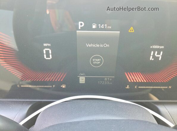 3KPFT4DE2SE091670 2025 KIA K4 White ხელსაწყოთა პანელის ხედი