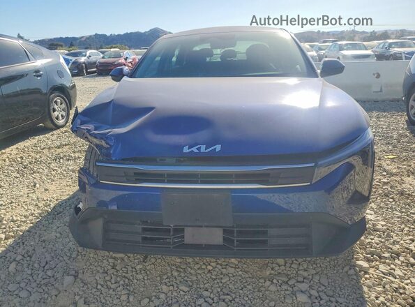 3KPFT4DE4SE062526 2025 KIA K4 Blue Вид спереду