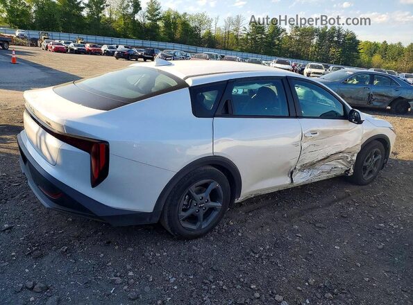 3KPFT4DEXSE220528 2025 KIA K4 Белый Задняя правая четверть