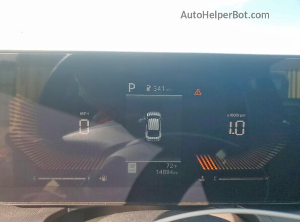 3KPFT4DEXTE256706 2026 KIA K4 Turquoise ხელსაწყოთა პანელის ხედი