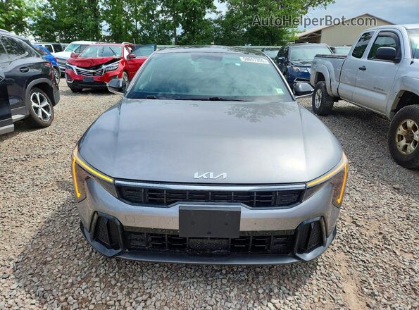 3KPFW4DE4SE038900 2025 KIA K4 Silver წინა ხედი