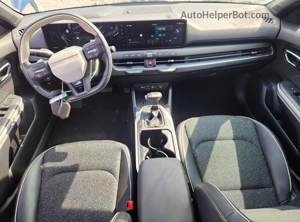 3KPFW4DEXSE199462 2025 KIA K4 Blue Dashboard view