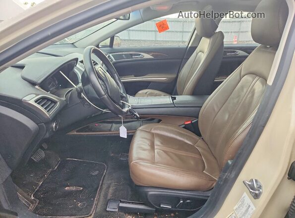 3LN6L2LU3GR630371 2016 LINCOLN MKZ White Widok wnętrza z przodu