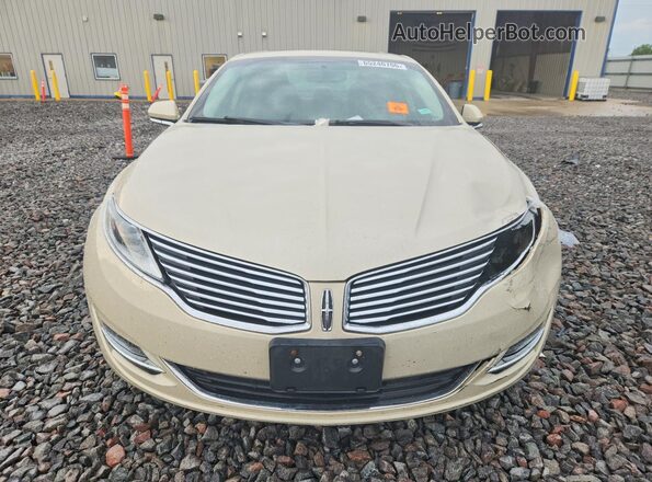 3LN6L2LU3GR630371 2016 LINCOLN MKZ White Widok z przodu