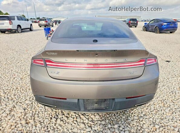 3LN6L5C99JR621193 2018 LINCOLN MKZ Золотой Вид сзади