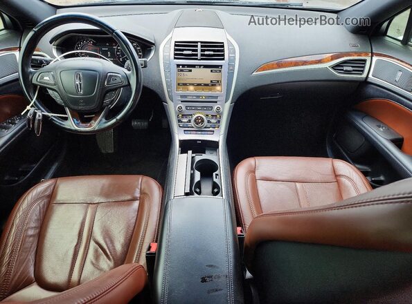 3LN6L5F95HR602162 2017 LINCOLN MKZ Black Widok deski rozdzielczej
