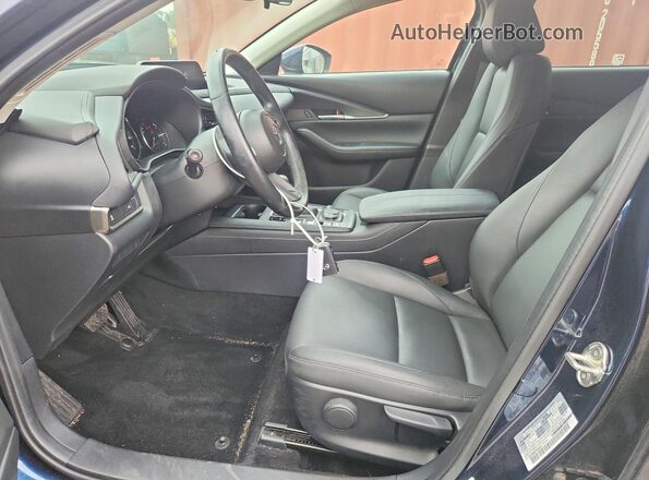 3MVDMBBM3PM560649 2023 MAZDA CX-30 Blue Vista interior delantera