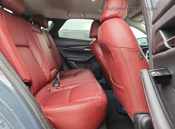 3MVDMBCL2NM429943 2022 MAZDA CX-30 Blue Вид задньої частини салону