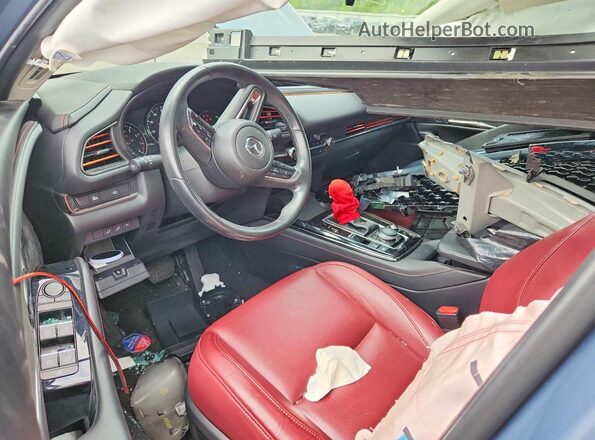 3MVDMBCM9RM617986 2024 MAZDA CX-30 Синий Вид панели приборов