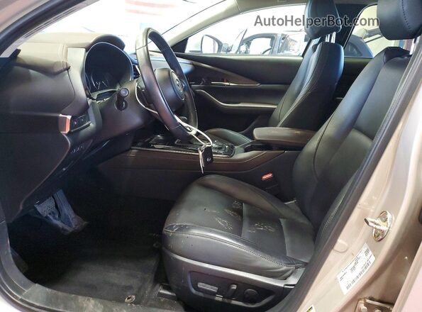 3MVDMBDM1RM614823 2024 MAZDA CX-30 Silver Вид салону спереду