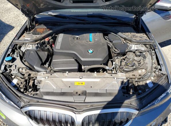 3MW39FF04P8C95291 2023 BMW 3 SERIES Silver Widok wnętrza z tyłu
