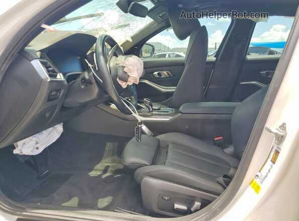 3MW5R1J03L8B09558 2020 BMW 3 SERIES White Widok wnętrza z przodu