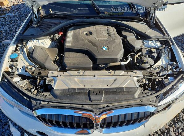 3MW5R7J06N8C51618 2022 BMW 3 SERIES White Rear interior view