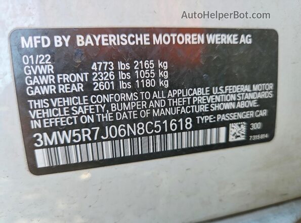 3MW5R7J06N8C51618 2022 BMW 3 SERIES White Engine compartment view