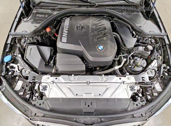 3MW69CW03T8F94244 2026 BMW 3 SERIES Black Rear interior view