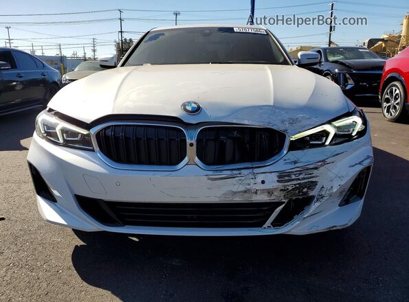 3MW69FF03P8D23739 2023 BMW 3 SERIES Белый Вид спереди